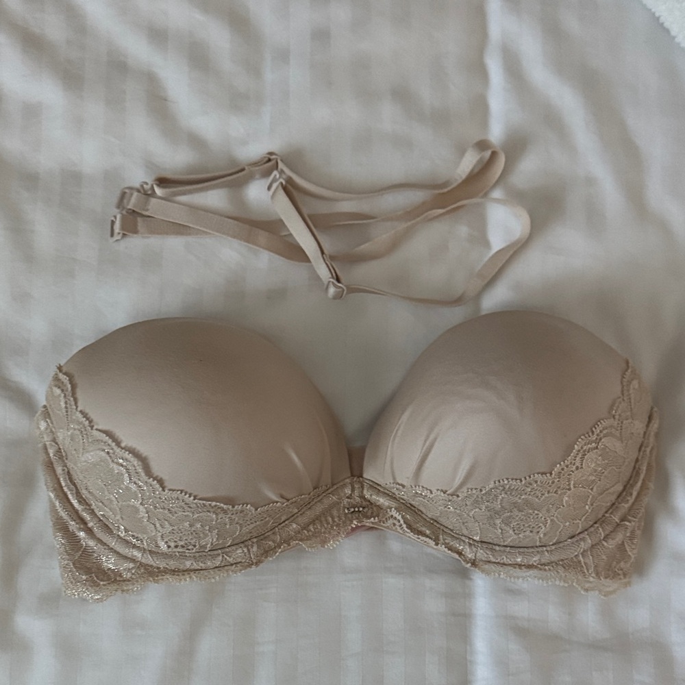 Victoria's Secret Fabulous Lace Strapless Bra